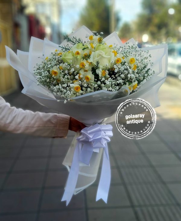 دسته گل نرگس A08